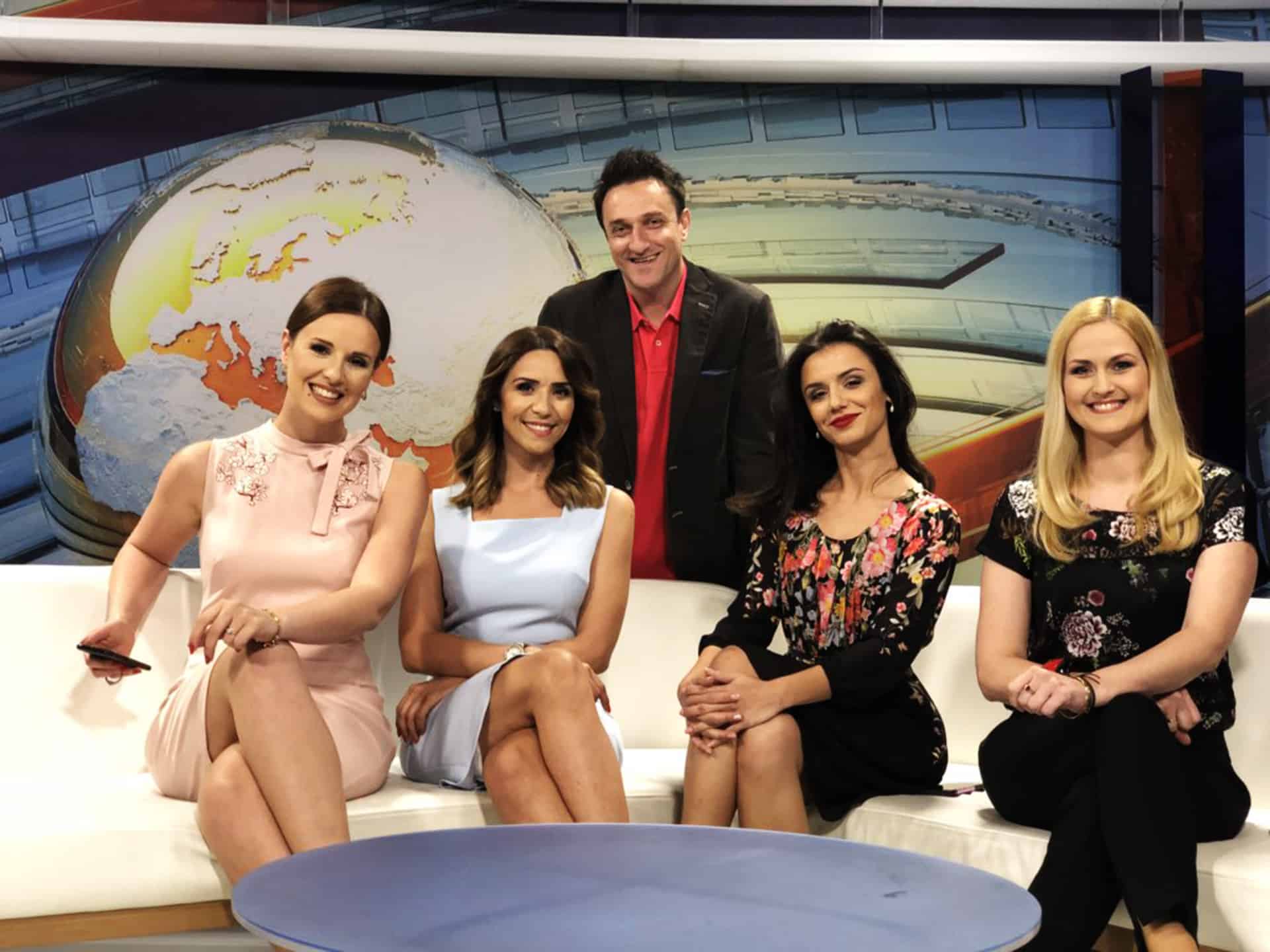 amir zukic s kolegicama iz jutarnjeg programa (Foto n1)