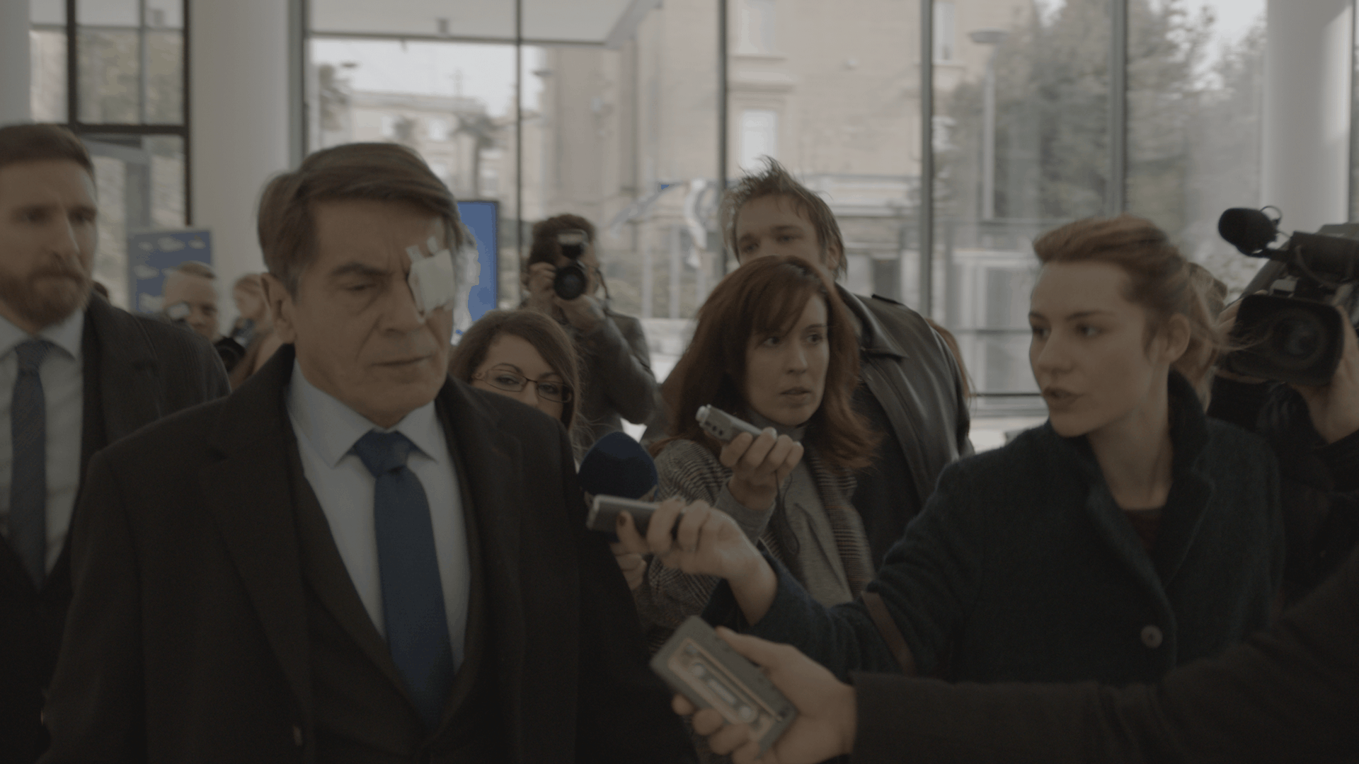 Novine druga sezonaN2_Ep4_01
