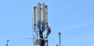 Dodjela radijskih frekvencija Agencija za komunikacijske mreže i usluge, AKOS, dodjela radijskih frekvencija, RADIO KRANJ, RADIO CENTAR, RADIO OGNJIŠČE