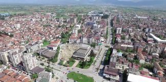 Tetov, mediji, Aleksandar Samardžiev,Tetovo info, TV Alfa, televizija Koha, Urim Hasipi, Bashkim Sulejmani,Jasmina Mironski,Milena Vučevska