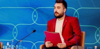 Darvin Murić, medijska propaganda, Raskrinkavanje, Faktograf, Televizija N1, Društvo profesionalnih novinara Crne Gore, Centar za demogradsku tranziciju, SEECheck mreža, Vladimir Zelenski, lažne vijesti, Petar Gajić, Radio televizije Srbije, RTS,