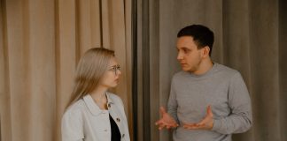 Svađa oko zakona zakon, zakon o audio i audiovizualnim medijskim uslugama, ZAAVMU, Ivan Mirčevski, Kanal 5, Alfa TV, Alsat TV, Telma TV, MMA, Deidre Kevin, Snežana Trpevska, Snežana Lupevska